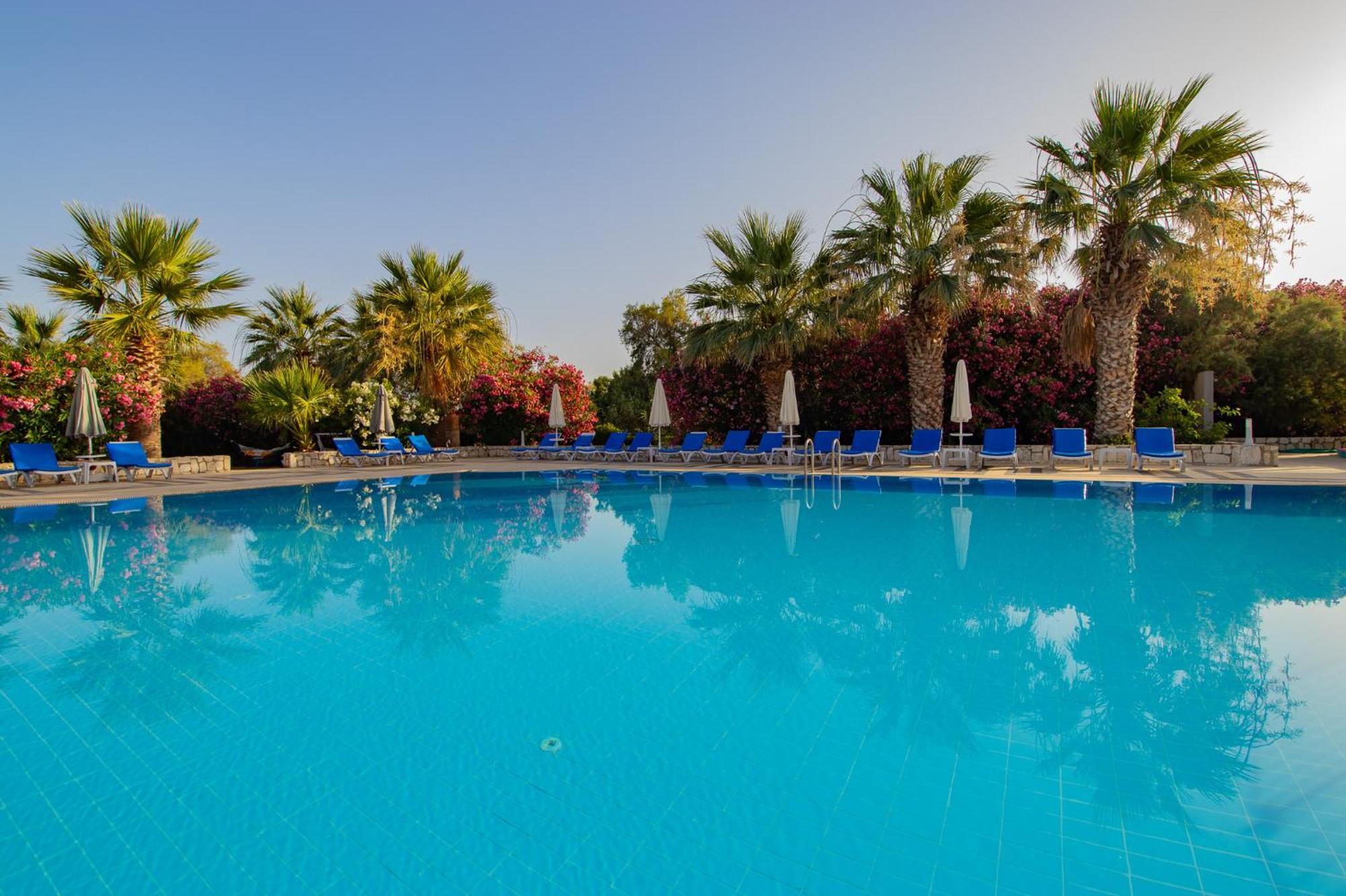 Ladonia Hotels Zemda Guemuesluek Exterior foto
